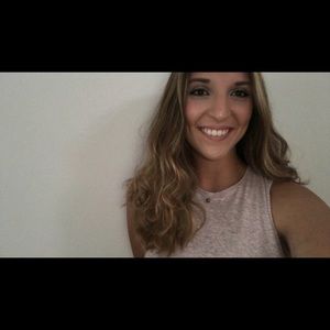 Meet your Posher, Gina